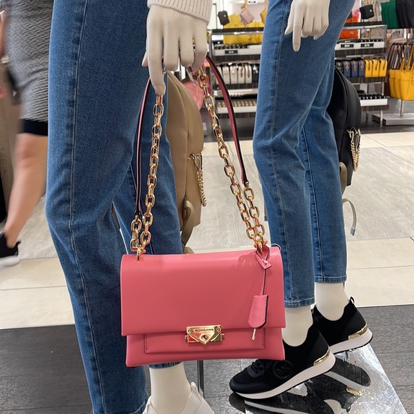 MICHAEL KORS
Cece Medium Faux Leather PKT Shoulder Satchel Crossbody Bag
NWT - Picture 8 of 16